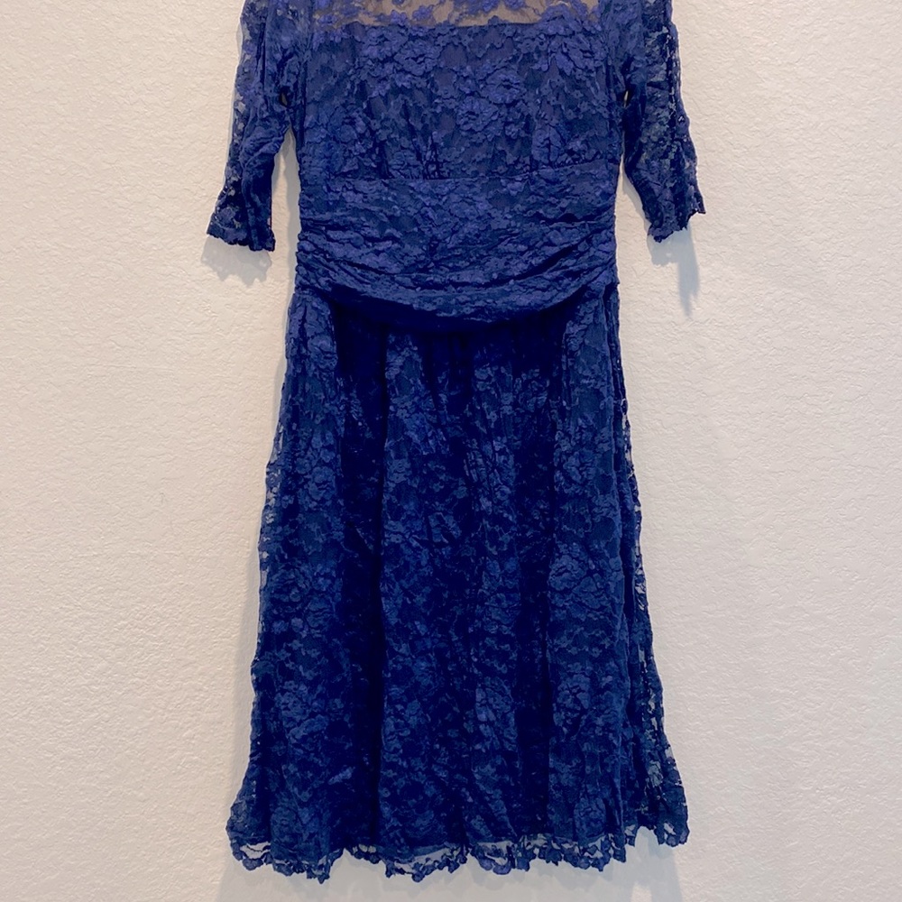 Blue lace mid-dress
